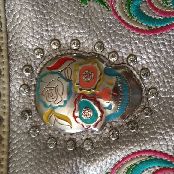 Updated- Skull and rhinestone satchel - Picture 3 of 4